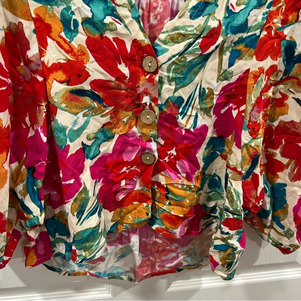 Vici Collection Tropicana Floral Kimono Top Size Small Colorful Button Front - Picture 5 of 8